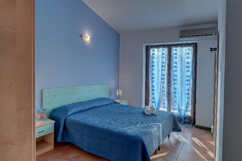 Residence Le Pavoncelle Santa Teresa Gallura Bagian luar foto