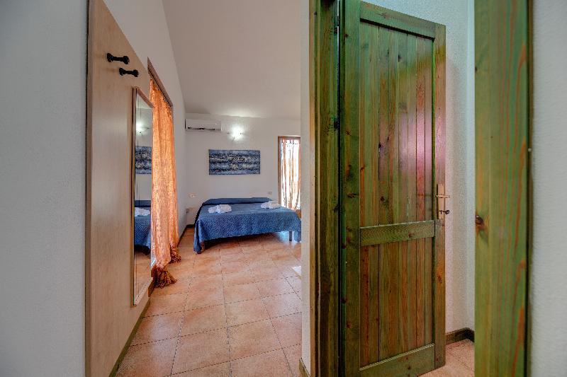 Residence Le Pavoncelle Santa Teresa Gallura Bagian luar foto